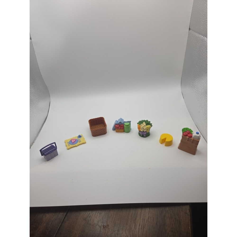 Fisher-Price Loving Family‎ dollhouse Misc Pieces